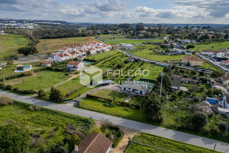 Moradia T6 para Venda em Romeira e Várzea Foto 8
