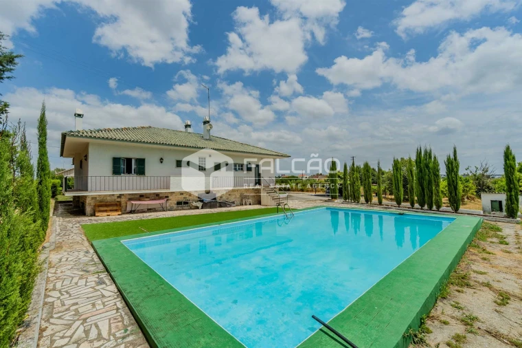 Moradia T6 para Venda em Romeira e Várzea Foto 73