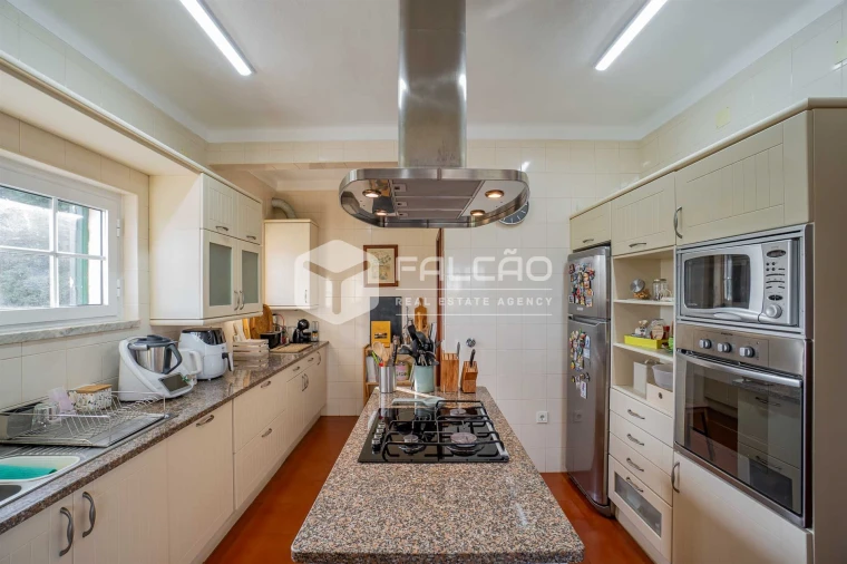 Moradia T6 para Venda em Romeira e Várzea Foto 43