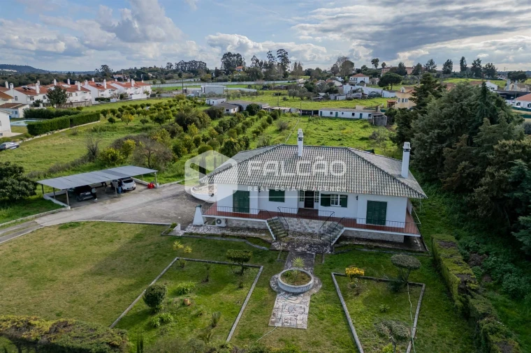 Moradia T6 para Venda em Romeira e Várzea Foto 15