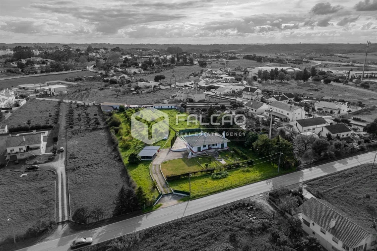 Moradia T6 para Venda em Romeira e Várzea Foto 9