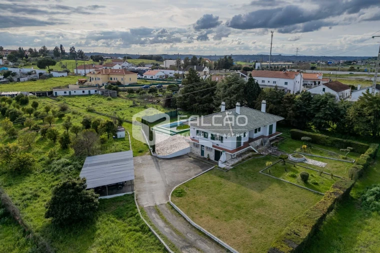 Moradia T6 para Venda em Romeira e Várzea Foto 13