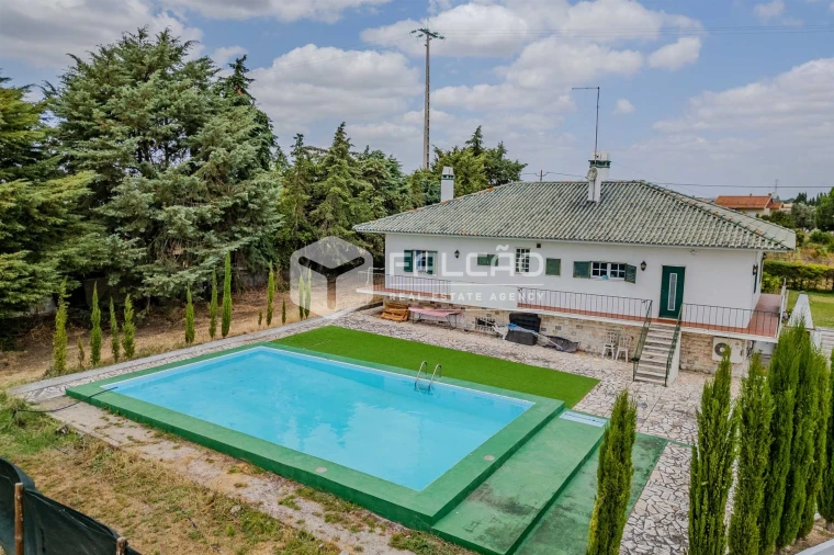 Moradia T6 para Venda em Romeira e Várzea Foto 71