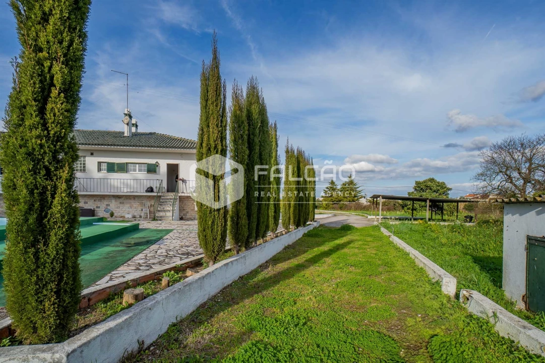 Moradia T6 para Venda em Romeira e Várzea Foto 48