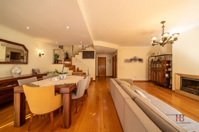 Moradia T3 para Venda em Oliveira do Douro