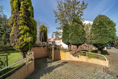 Moradia T3 para Venda em Oliveira do Douro