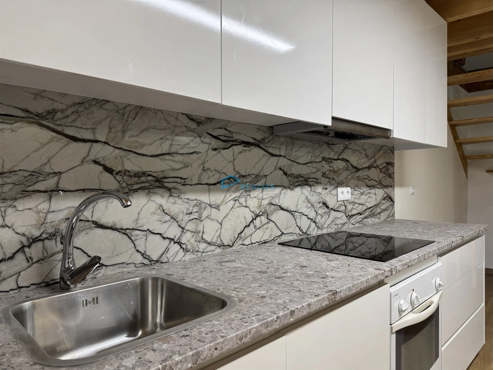 Moradia T2 para Arrendamento em Vila Marim Foto 9