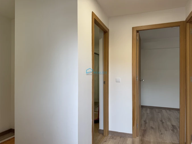 Moradia T2 para Arrendamento em Vila Marim Foto 10