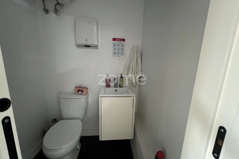 Negócio para Venda em Santa Maria Maior e Monserrate e Meadela Foto 7