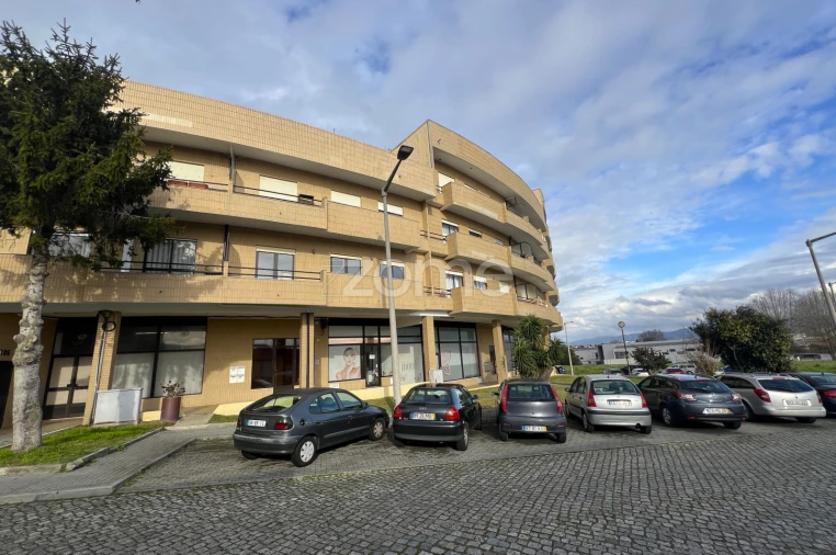 Negócio para Venda em Santa Maria Maior e Monserrate e Meadela Foto 36