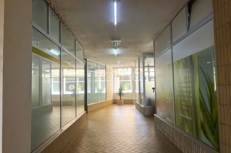 Negócio para Venda em Santa Maria Maior e Monserrate e Meadela Foto 18