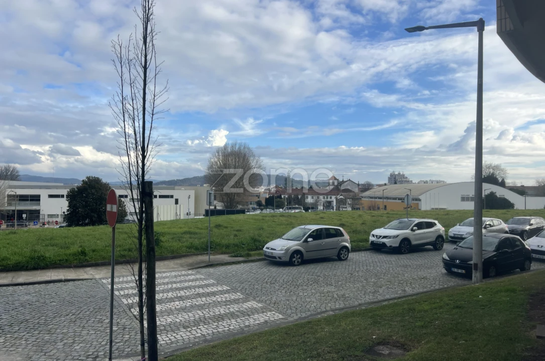 Negócio para Venda em Santa Maria Maior e Monserrate e Meadela Foto 42