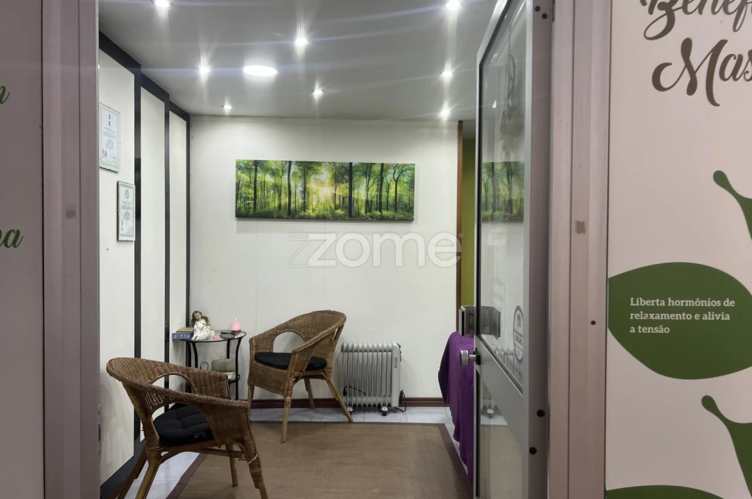 Negócio para Venda em Santa Maria Maior e Monserrate e Meadela Foto 21