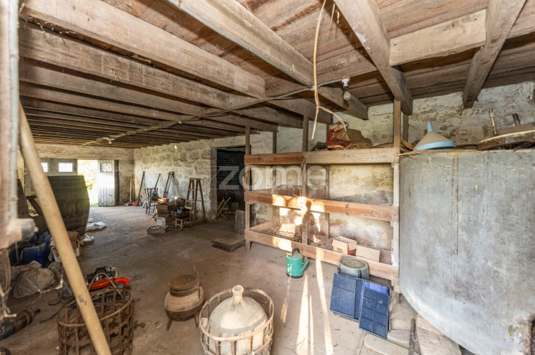 Quinta T3 para Venda em Fânzeres e São Pedro da Cova Foto 35