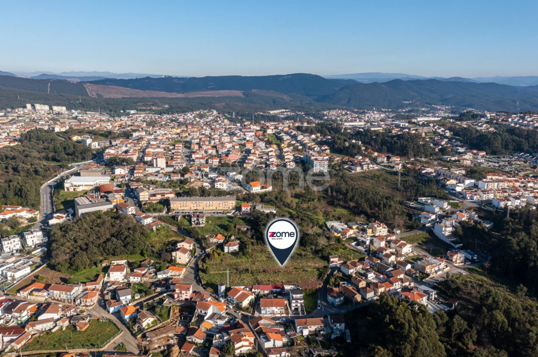 Quinta T3 para Venda em Fânzeres e São Pedro da Cova Foto 59