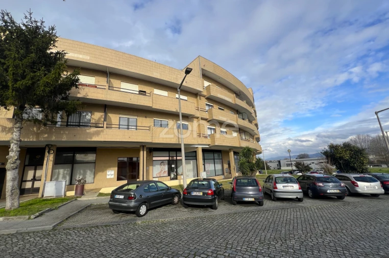 Negócio para Arrendamento em Santa Maria Maior e Monserrate e Meadela Foto 23