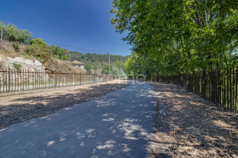 Quinta T4 para Venda em Vila Garcia, Aboim e Chapa Foto 48