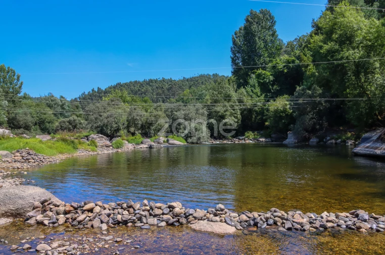 Quinta T4 para Venda em Vila Garcia, Aboim e Chapa Foto 3