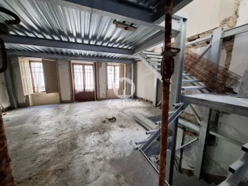 Loja para Arrendamento em Póvoa de Varzim, Beiriz e Argivai