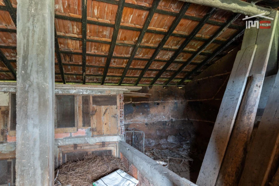 Moradia T2 para Venda em Freixianda, Ribeira do Fárrio e Formigais Foto 18