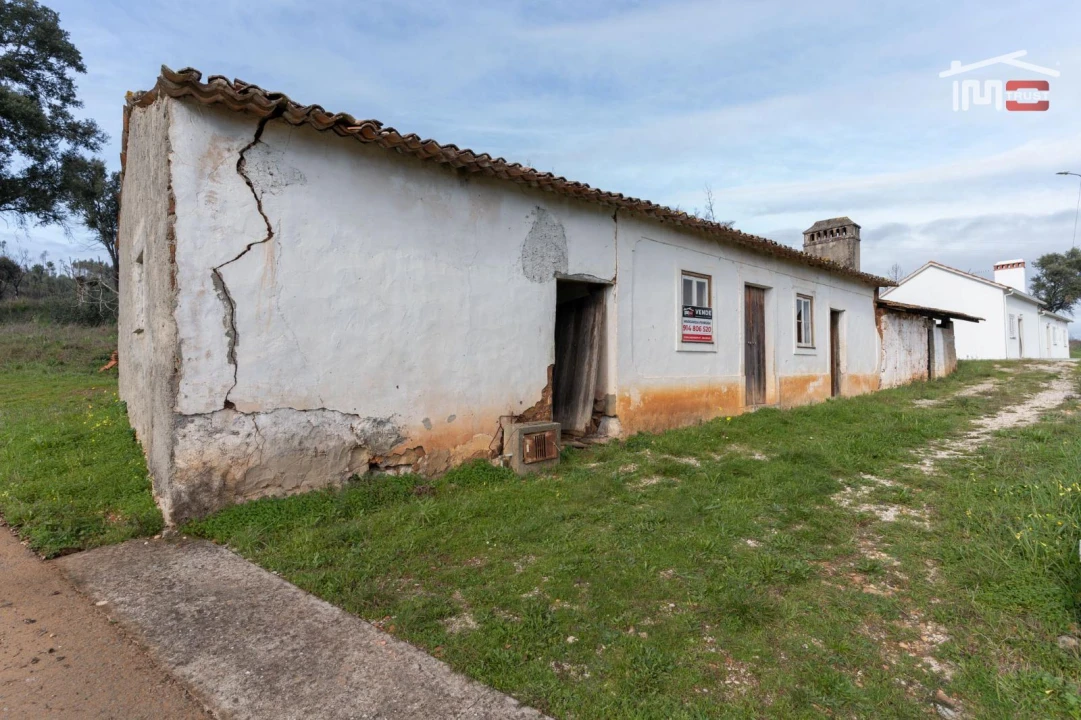 Moradia T2 para Venda em Freixianda, Ribeira do Fárrio e Formigais Foto 10