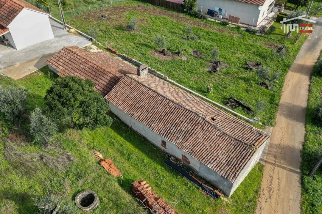 Moradia T2 para Venda em Freixianda, Ribeira do Fárrio e Formigais Foto 11