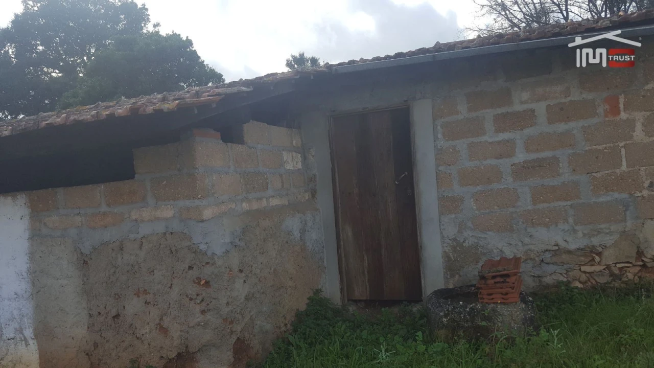 Moradia T2 para Venda em Freixianda, Ribeira do Fárrio e Formigais Foto 7