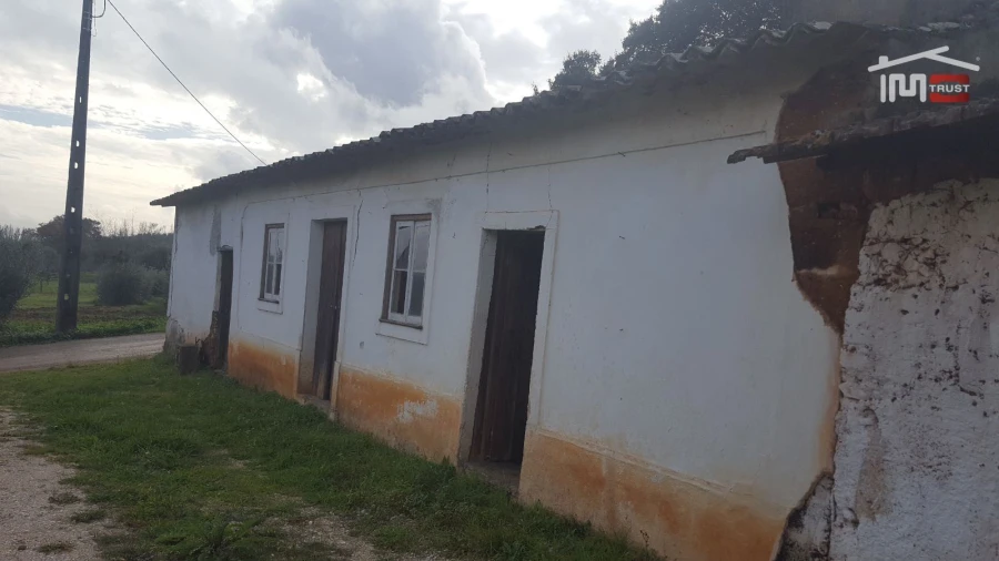 Moradia T2 para Venda em Freixianda, Ribeira do Fárrio e Formigais Foto 24