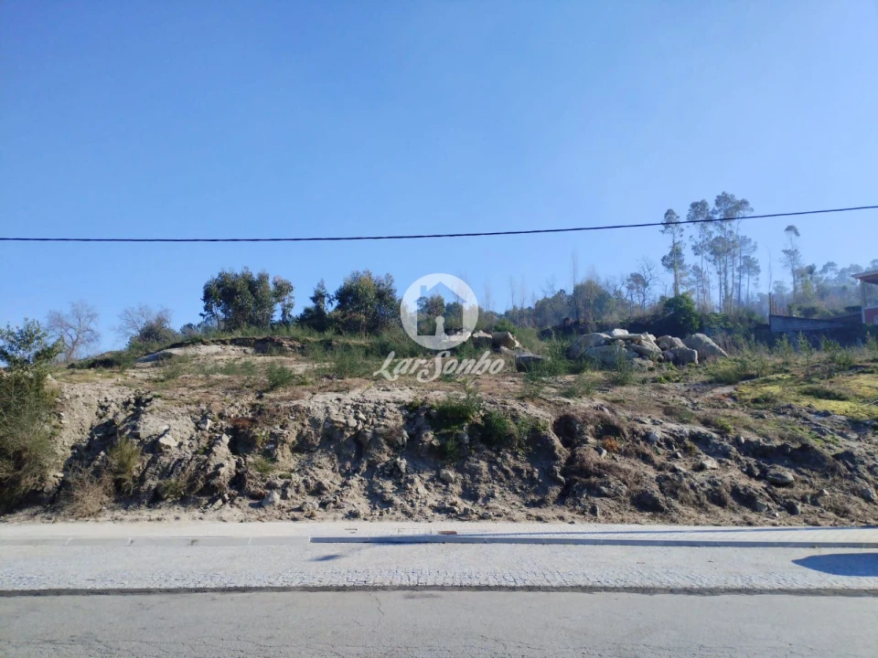 Terreno para Venda em Cepães e Fareja Foto 3