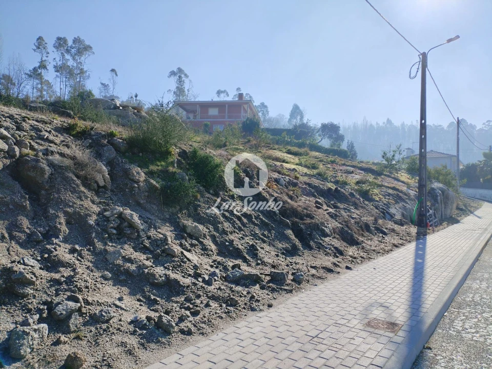 Terreno para Venda em Cepães e Fareja Foto 5