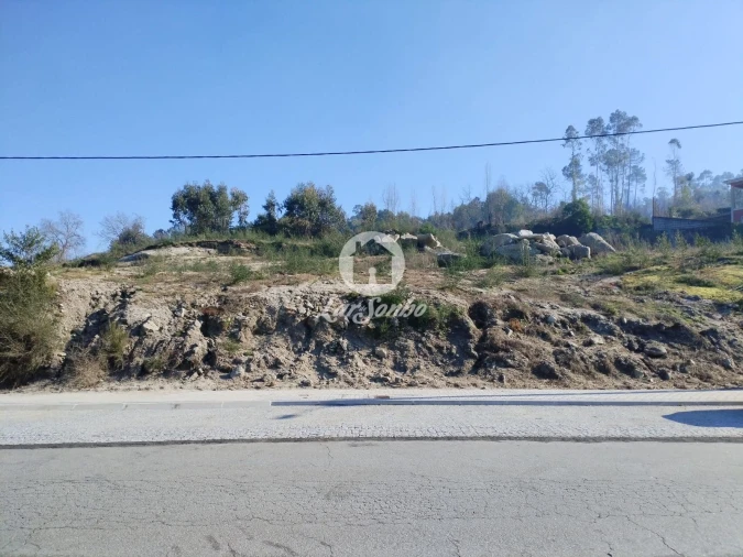 Terreno para Venda em Cepães e Fareja Foto 2