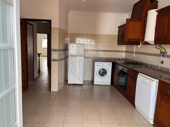 Apartamento T3 para Arrendamento em Almeirim Foto 4