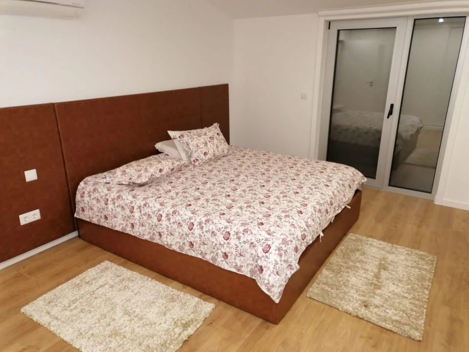 Apartamento T10 para Venda em Viseu Foto 10