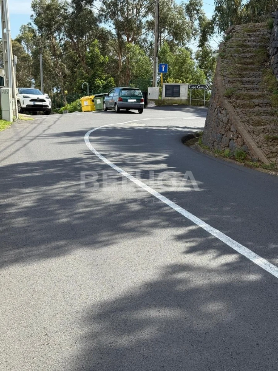 Terreno para Venda em Camara de Lobos Foto 5