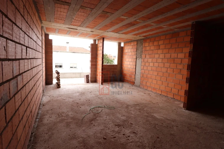 Apartamento T2 para Venda em Mafamude e Vilar do Paraíso Foto 2