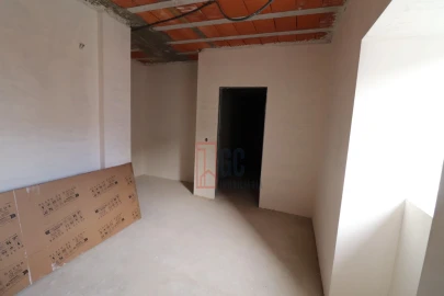 Moradia T3 para Venda em Pedroso e Seixezelo