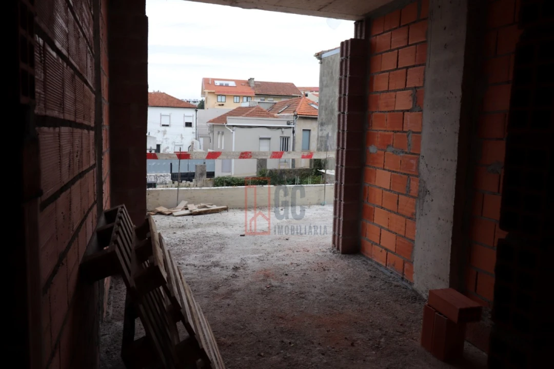 Apartamento T2 para Venda em Mafamude e Vilar do Paraíso Foto 2