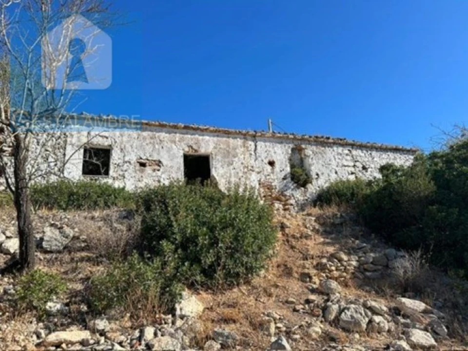 Terreno Misto para Venda em Paderne Foto 1