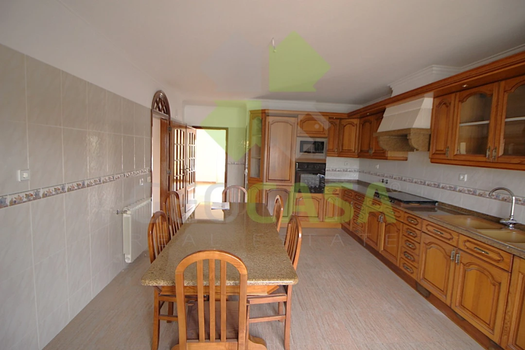 Moradia T4 para Venda em Rio de Mouro Foto 9