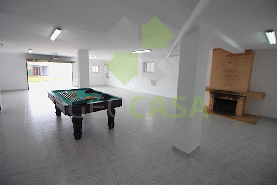 Moradia T4 para Venda em Rio de Mouro Foto 34