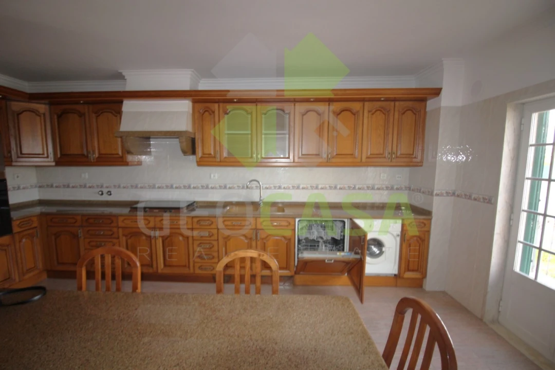 Moradia T4 para Venda em Rio de Mouro Foto 11