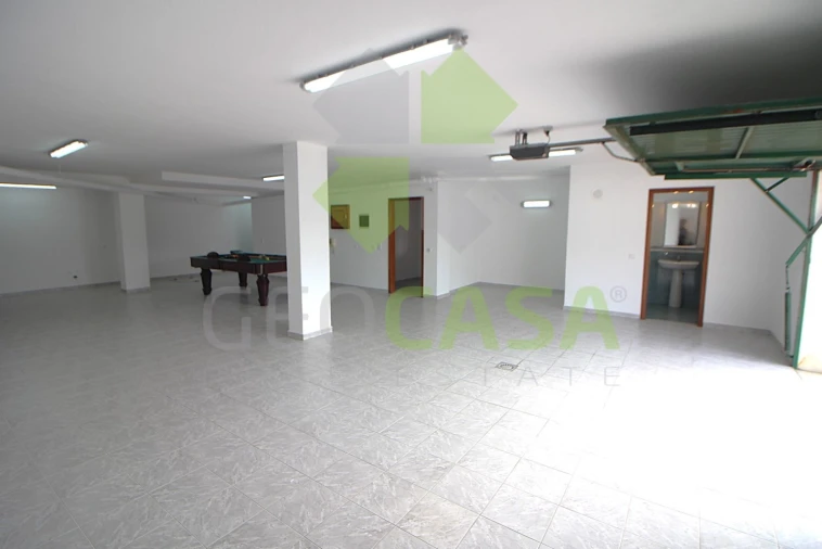 Moradia T4 para Venda em Rio de Mouro Foto 33