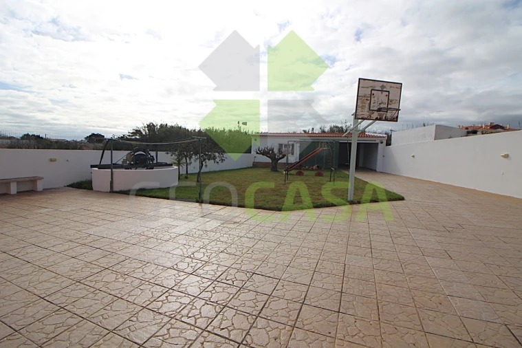 Moradia T4 para Venda em Rio de Mouro Foto 39