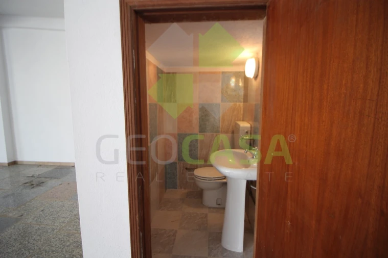 Moradia T4 para Venda em Rio de Mouro Foto 36