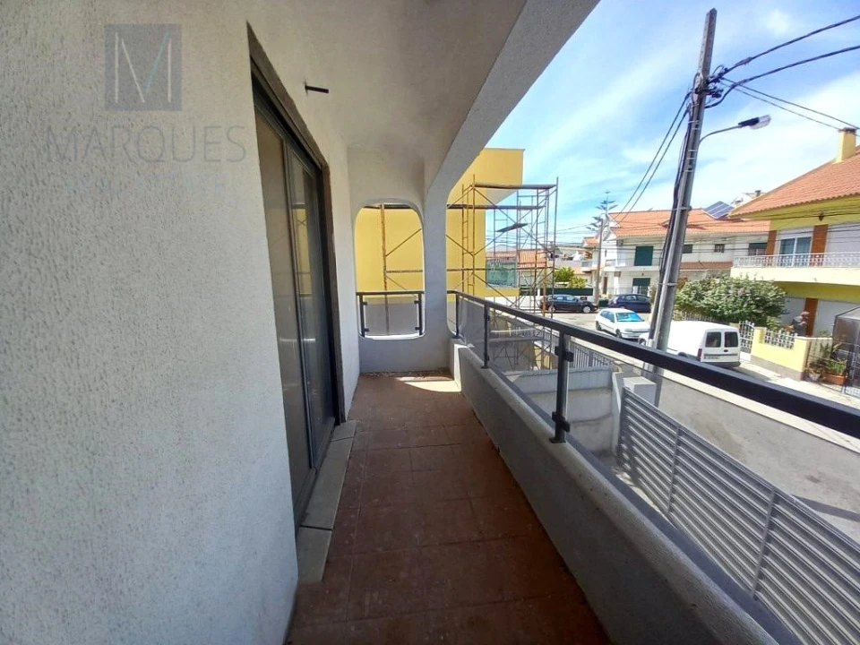 Moradia T5 para Venda em Amora Foto 22