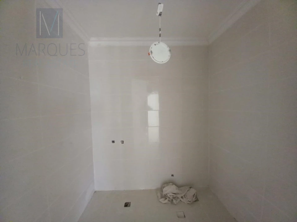 Moradia T5 para Venda em Amora Foto 24