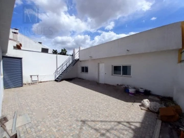 Moradia T5 para Venda em Amora