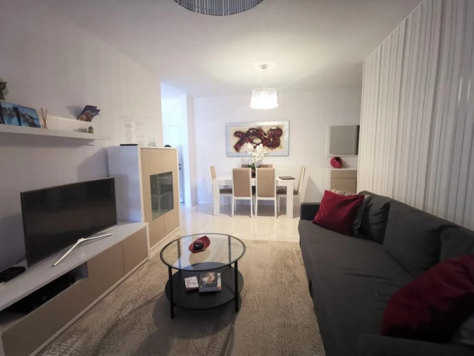 Apartamento T2 para Arrendamento em Sacavém e Prior Velho Foto 2