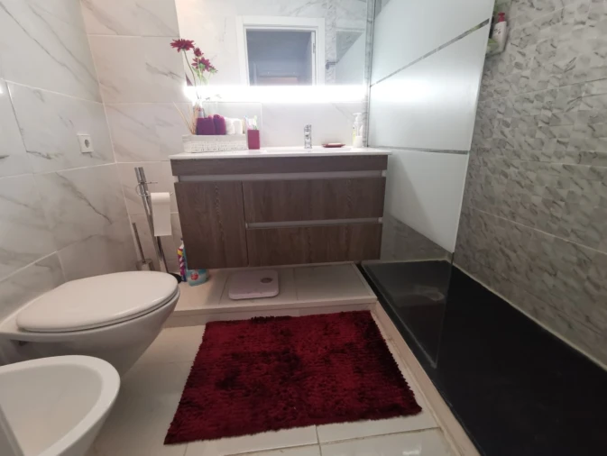 Apartamento T2 para Arrendamento em Sacavém e Prior Velho Foto 4