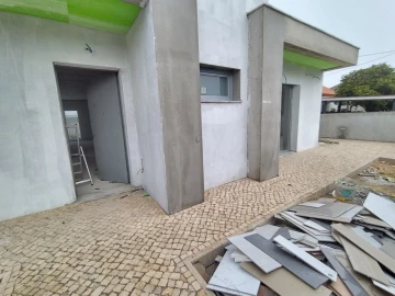 Moradia T4 para Venda em Azeitão (São Lourenço e São Simão)